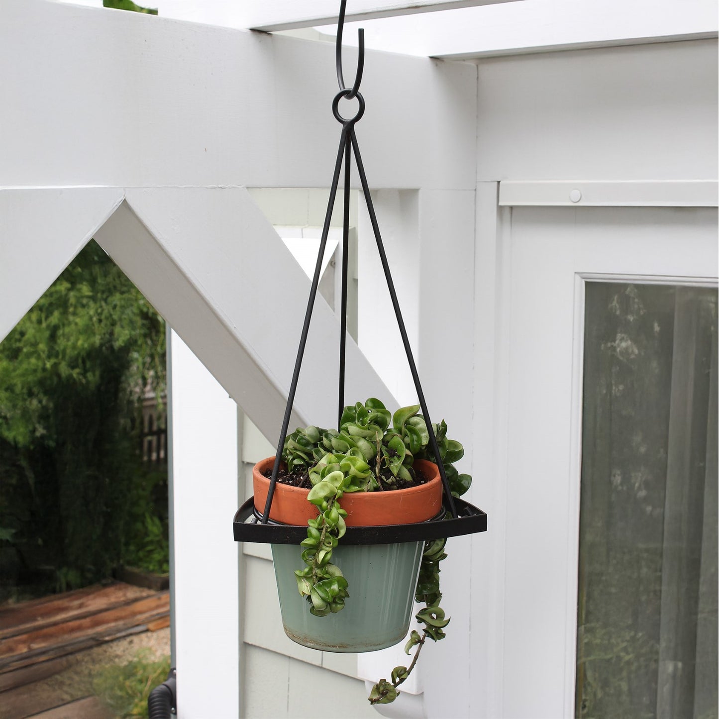 ACHLA Lina I Plant Hanger | Terra Cotta Polymer-Wood-Stone Blend Pot with Black Wrought Iron Stand | Indoor & Outdoor Hanging Planter | Model BH-01