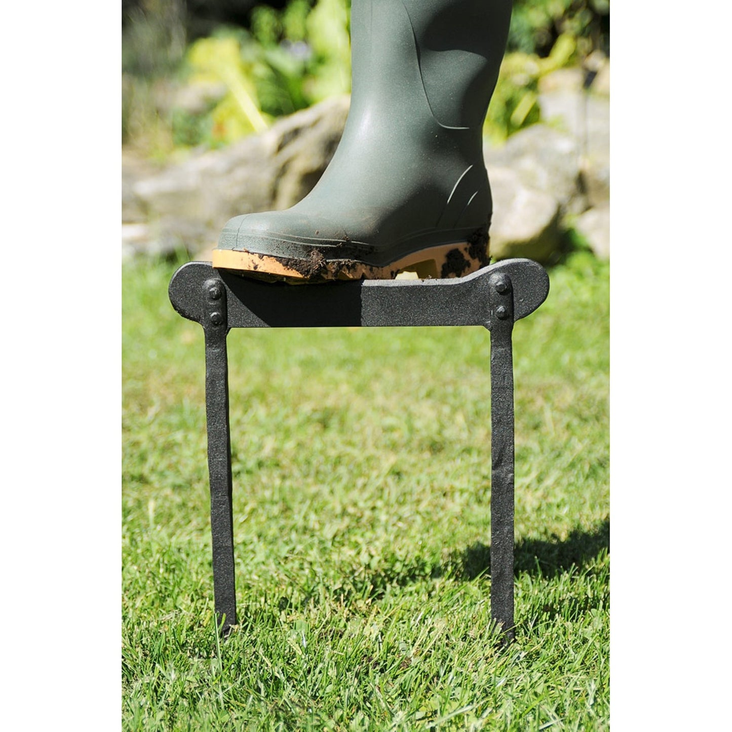 ACHLA Boot Scraper | Wrought Iron Black Powder Coat | Garden & Entryway Mud Remover | 17 x 11 x 1 in | Model BS-03