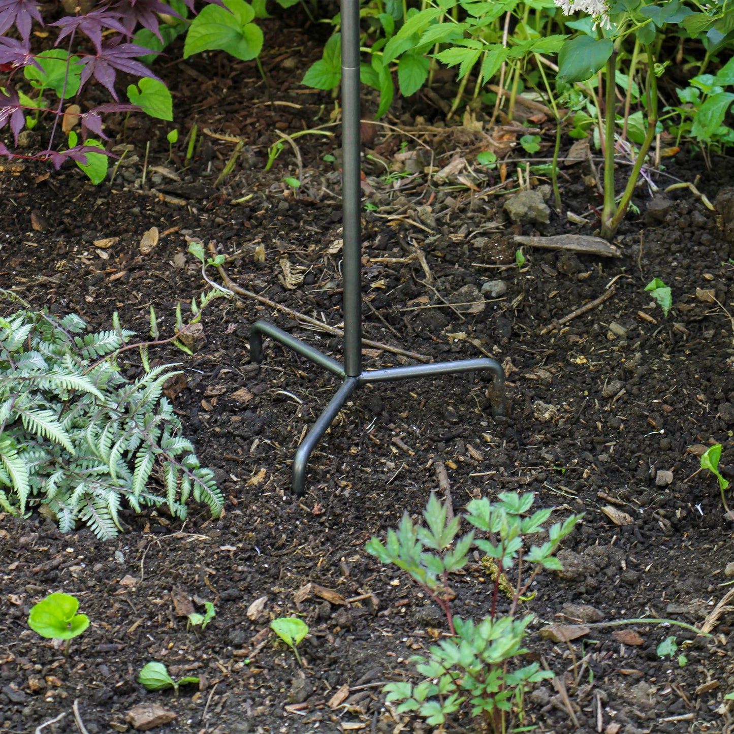 ACHLA Petals Gazing Globe Stand | Wrought Iron Black Powder Coat | Garden & Flowerbed Decor | 12 x 12 x 43 in | Model GBS-13