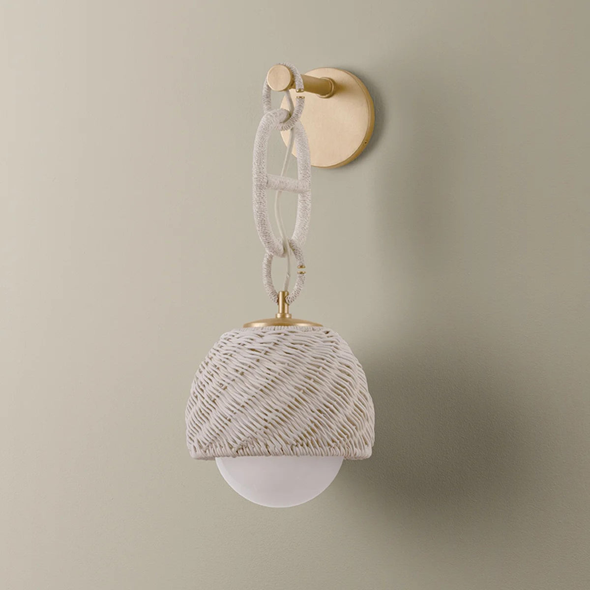 Corbett Lighting Piasu 9in 1-Light Wall Sconce | Natural Vogue Champagne Leaf and Cloud Glass | Bedroom & Hallway Accent Light | Model 576-01-CPL