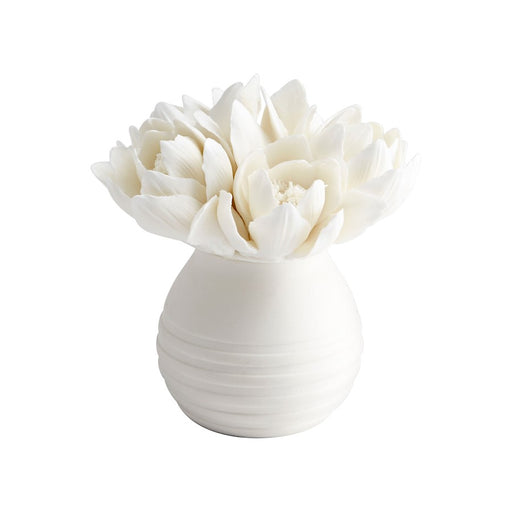 Cyan Design Blooming Fleur Sculpture, White - 10286