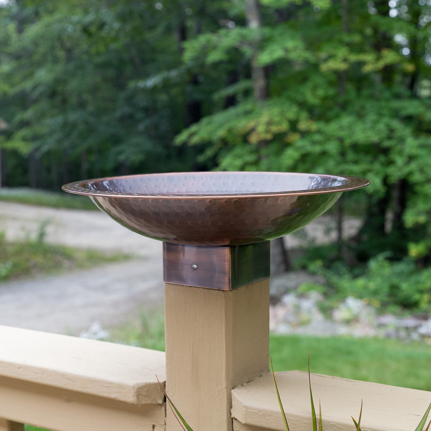 Achla Hammered Copper 14in Birdbath Bowl | Rustic Brass with Copper Plated Finish | Garden & Patio Post-Mounted Bird Bath | Model BBHC-14P