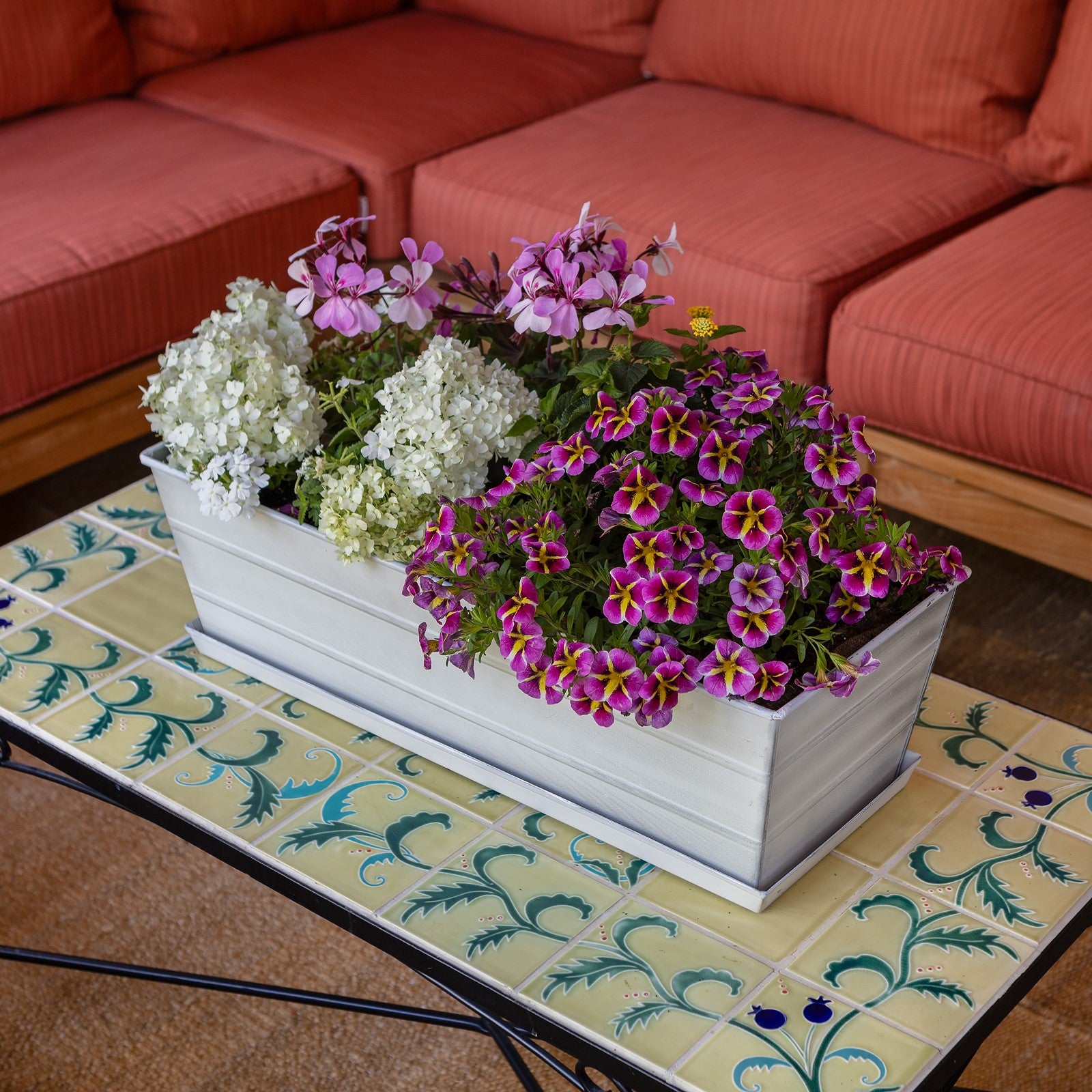 Achla Medium White Flower Box with Tray | Galvanized Steel | Deck & Balcony Planter | 24 x 10 x 8 in | Model C-20W-T