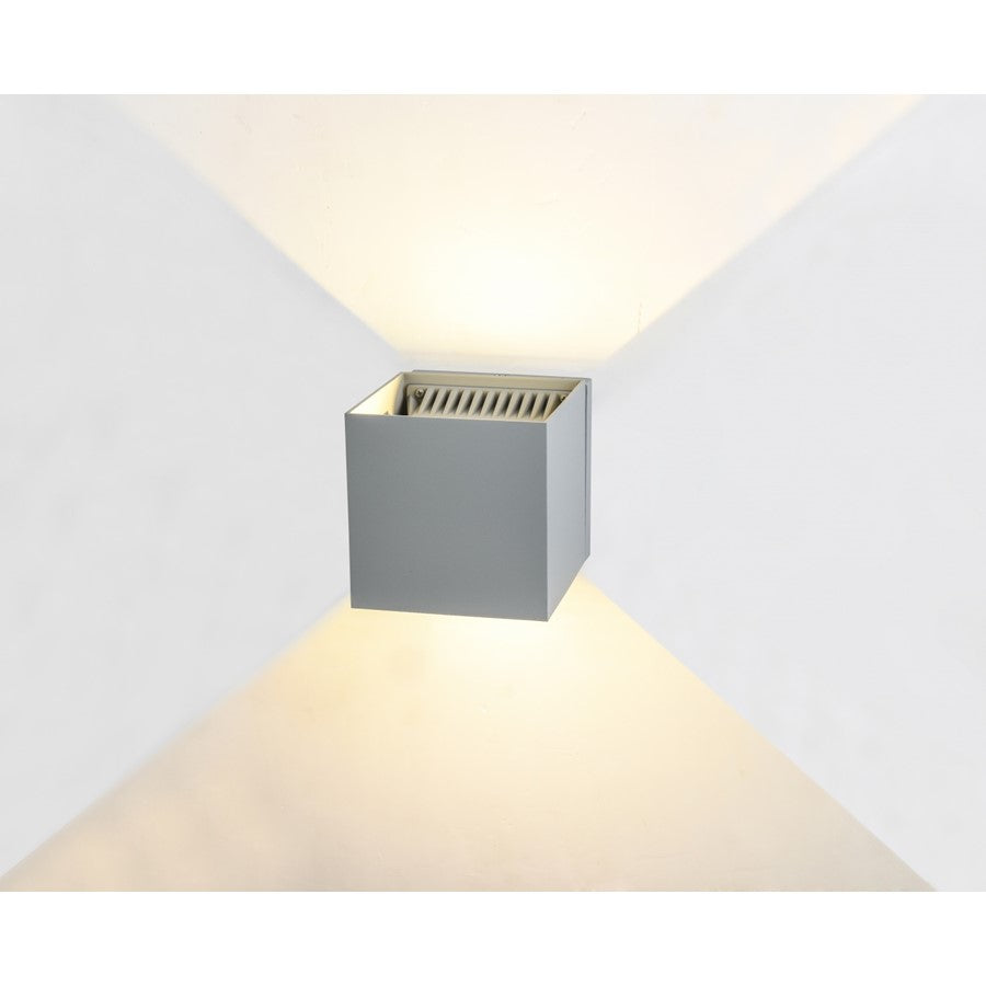 Avenue Lighting Avenue Outdoor 8in 1-Light Wall Sconce | Modern Silver Aluminum | Outdoor & Indoor Ambient | 5 x 5 x 8 in | Model AV9887-SLV