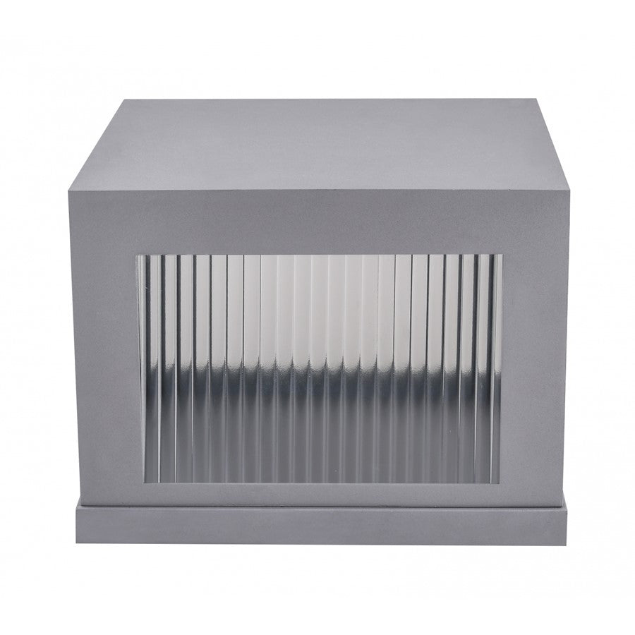 Avenue Lighting Avenue Outdoor 11in 1-Light Outdoor Sconce | Modern Silver Aluminum | Entryway & Covered Patio | 12 x 12 x 11 in | Model AV9904-SLV