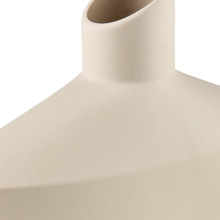 Atlas Lighting Ralls 8.75in Beige Earthenware Vase | Transitional Sculptural Shape | Side Table & Console Accent | Model AC11706-01
