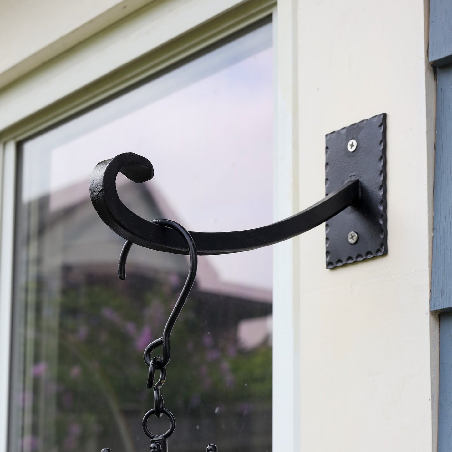 ACHLA Lodge UpCurled Bracket 2-Pack | Black Powdercoat Wrought Iron Wall Hooks | Mudroom & Entryway Coat & Hat Hooks | 7.75 in D | Model B-104-2
