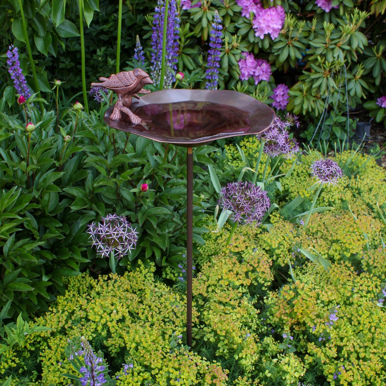ACHLA Antiqued Birdbath with Birds Stand | Antique Brass Metal | Garden & Patio Accent | 13 in Dia, 2.5-5 in H | Model BB-02AB-S