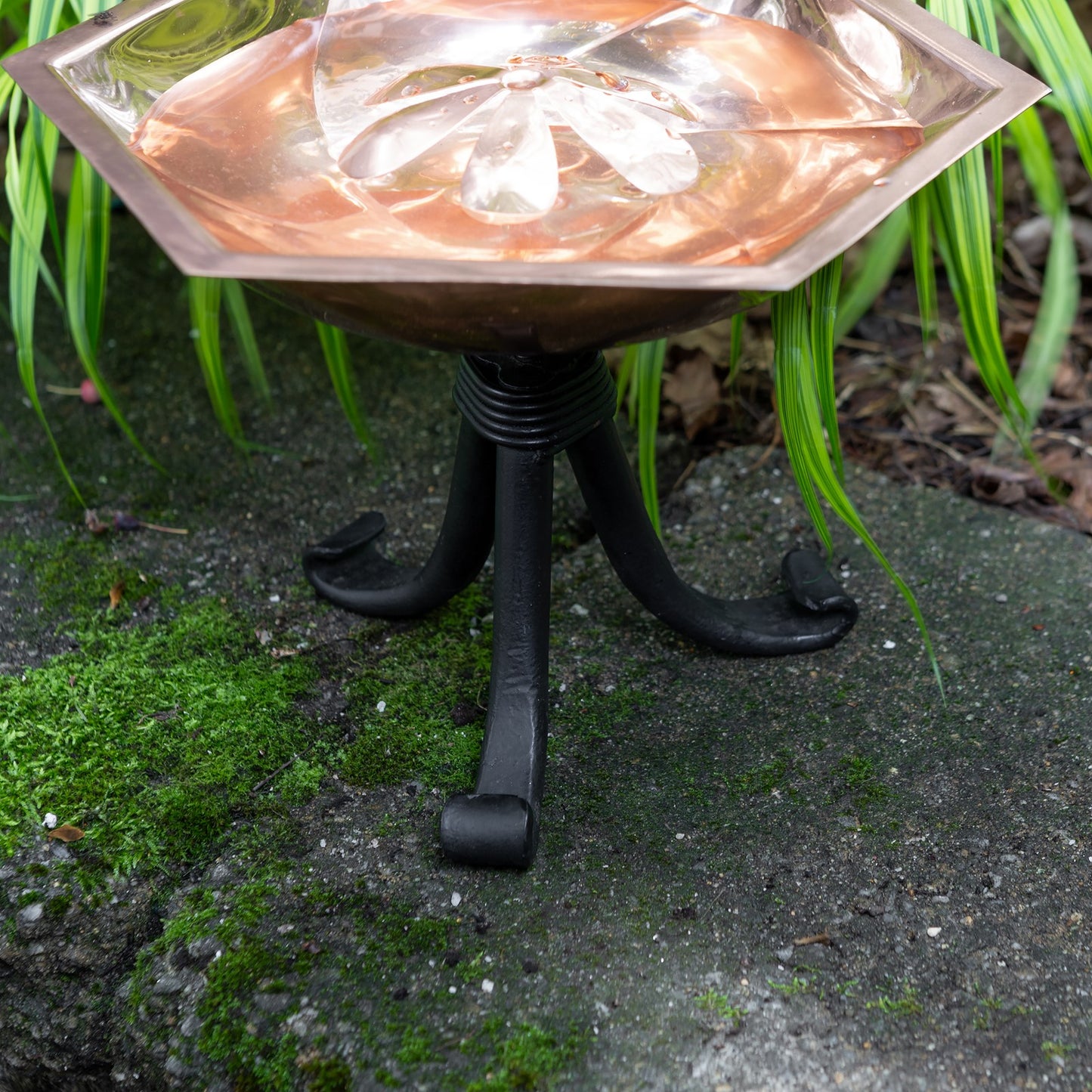 ACHLA Bee Fountain & Birdbath with Tripod Stand | Copper Plated Stainless Steel & Black Wrought Iron | Pollinator Garden & Patio | Model BB-07-TR