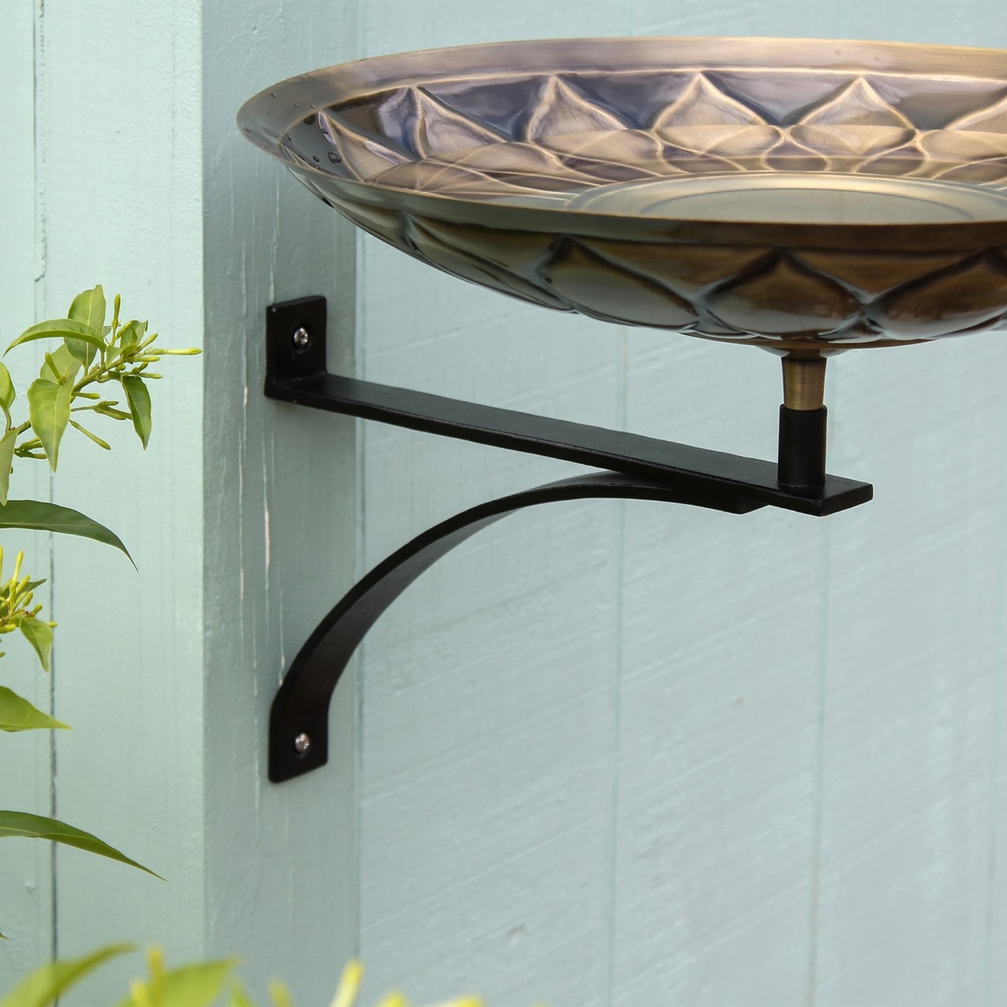 ACHLA African Daisy Birdbath Wall Mount Bracket | Antique Patina Brass Bowl and Black Wrought Iron | Porch & Deck Garden Accent | Model BB-09-WM2