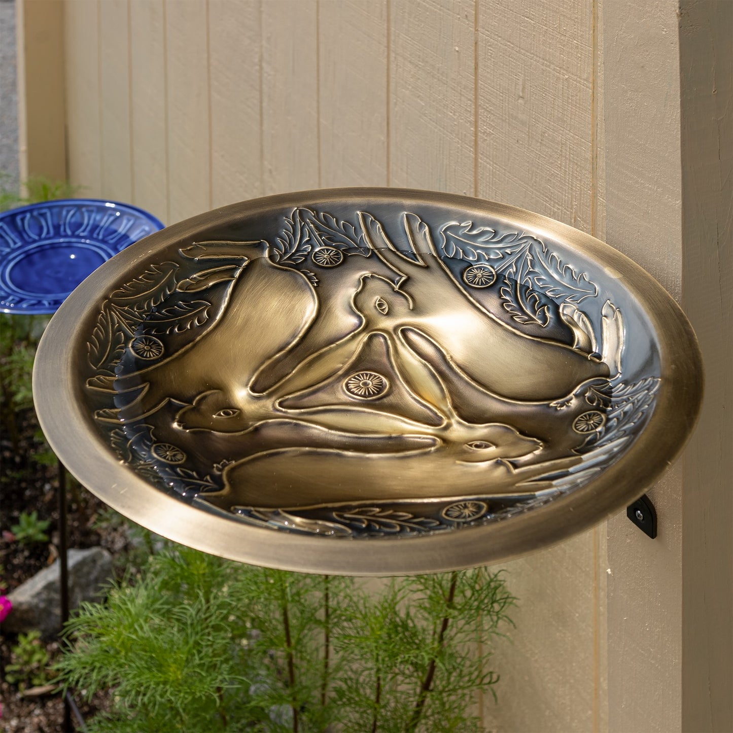 ACHLA Three Hares 18in Birdbath with Wall Mount Bracket | Antique Brass and Black Wrought Iron | Garden Patio & Deck Accent | Model BB-18-WM2