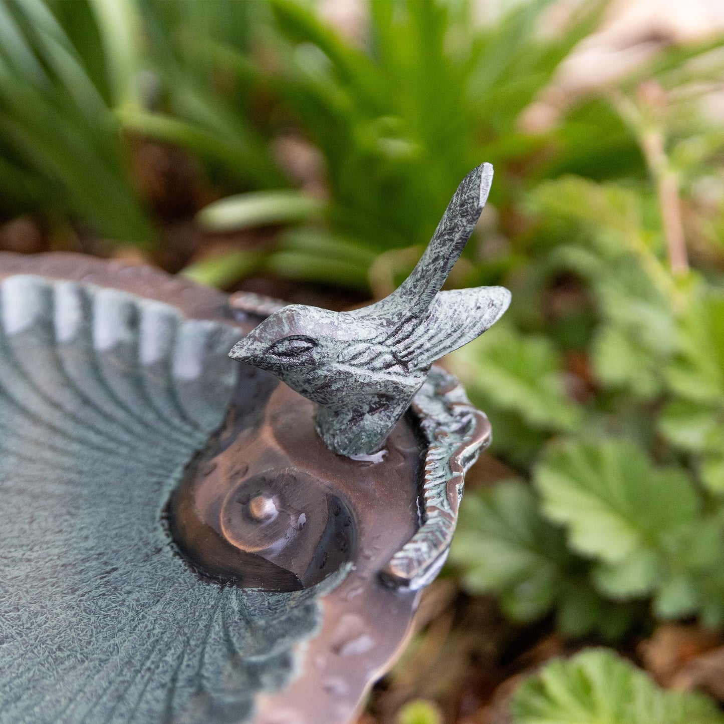 ACHLA Scallop Shell Birdbath with Tripod Stand | Antique Brass Plated Brass and Wrought Iron | Garden & Patio Bird Bath | Model BBM-01-TR