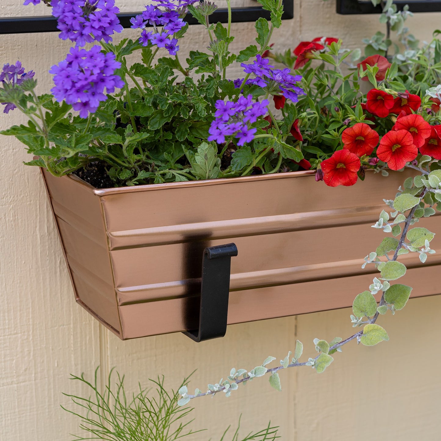 ACHLA Small Copper Flower Box with Wall Brackets | Rustic Copper Plated Galvanized Steel & Black Wrought Iron | Front Porch & Balcony | Model C08C-WM
