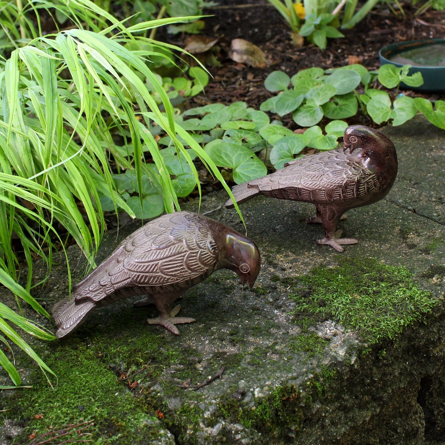 ACHLA Bronzed Doves Pair | Antique Bronze Cast Aluminum Garden Ornament | Patio & Garden Decor | 8 x 8 x 6 in | Model DOV-01