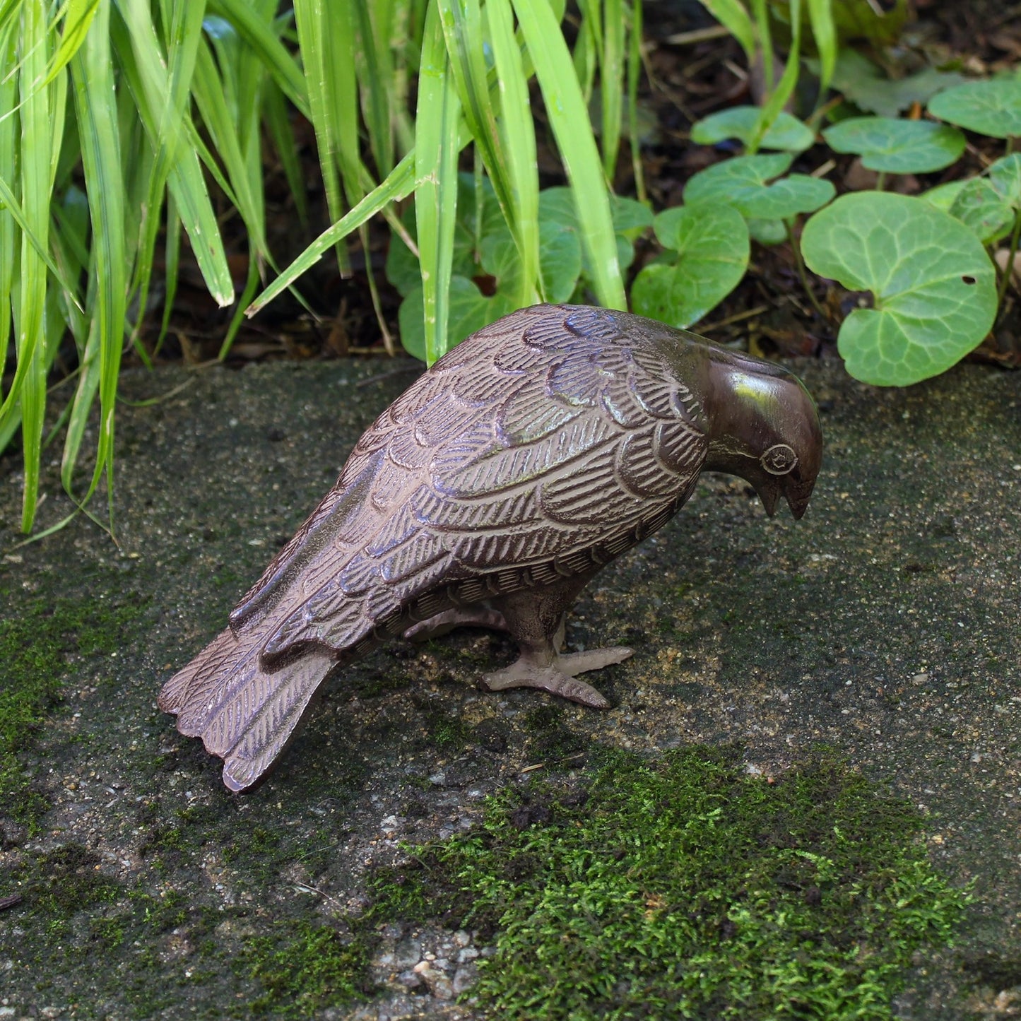 ACHLA Bronzed Doves Pair | Antique Bronze Cast Aluminum Garden Ornament | Patio & Garden Decor | 8 x 8 x 6 in | Model DOV-01