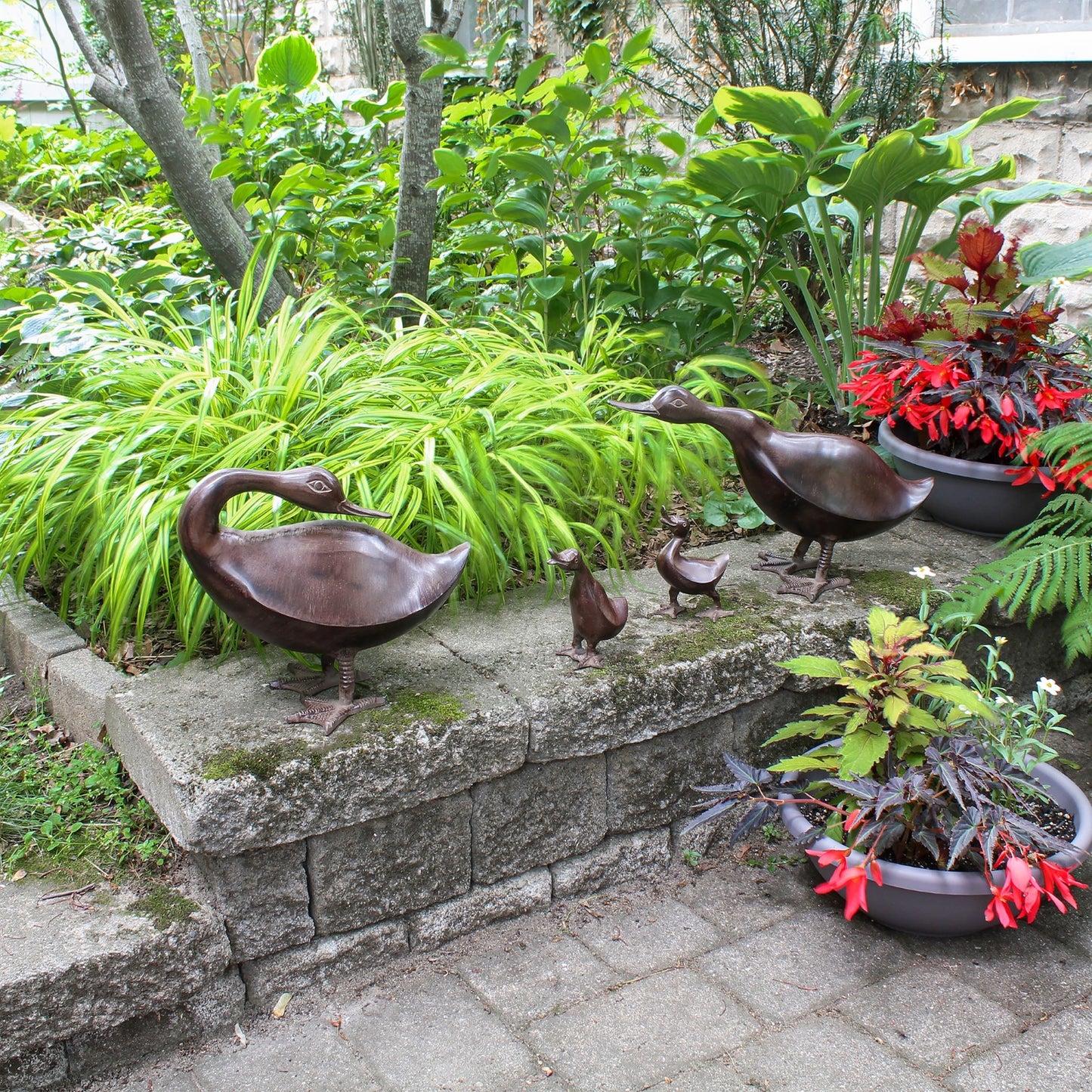 ACHLA Hello Duck | Bronze Aluminum Garden Ornament | Entryway & Patio Welcome Accent | 19 x 6.5 x 13 in | Model E-09