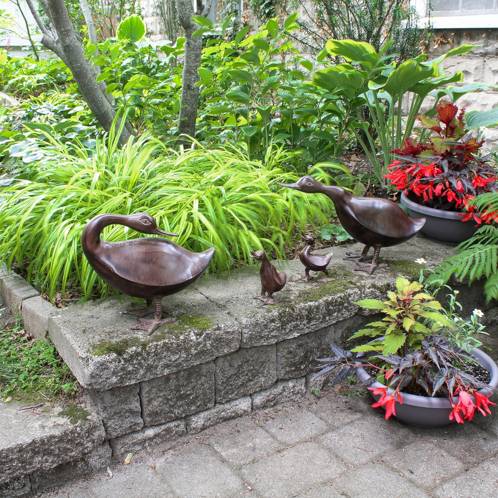 ACHLA Hello Duck | Bronze Aluminum Garden Ornament | Entryway & Patio Welcome Accent | 19 x 6.5 x 13 in | Model E-09