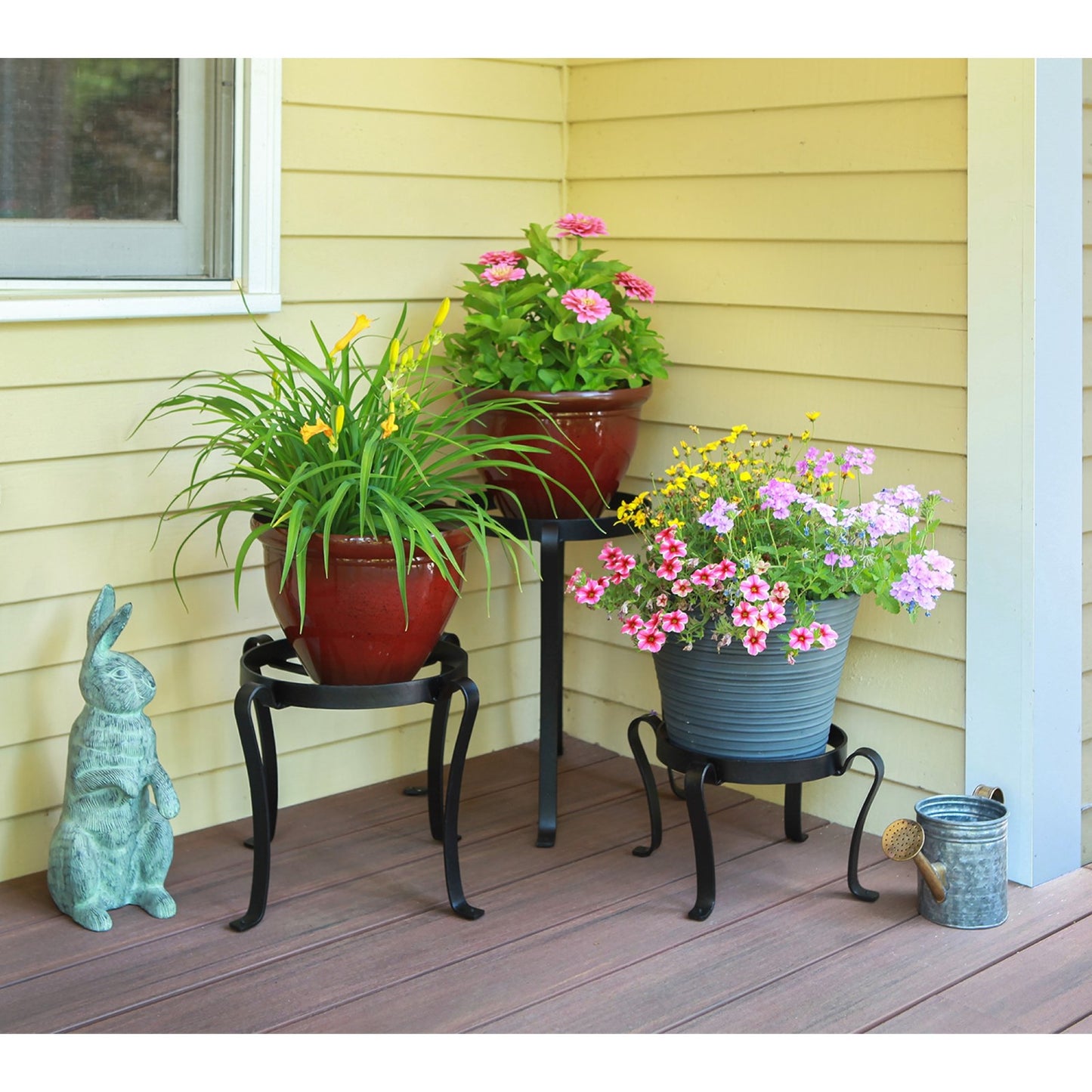 ACHLA Patio Flowerpot Stand III 17.75in Tall | Traditional Black Wrought Iron | Porch, Deck & Patio Plant Display | Model FB-03