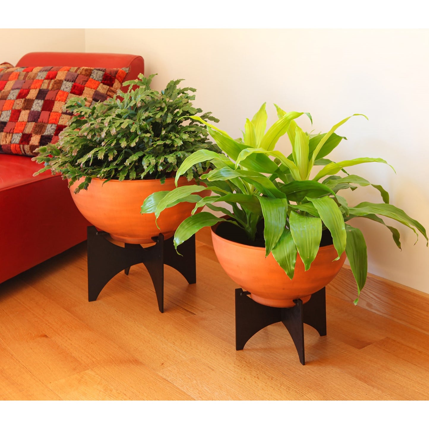 ACHLA Norma I Planter with Bowl | Burnt Sienna Wrought Iron | Indoor & Outdoor Patio Garden | 16 x 16 x 14 in | Model FBC-56-60BS
