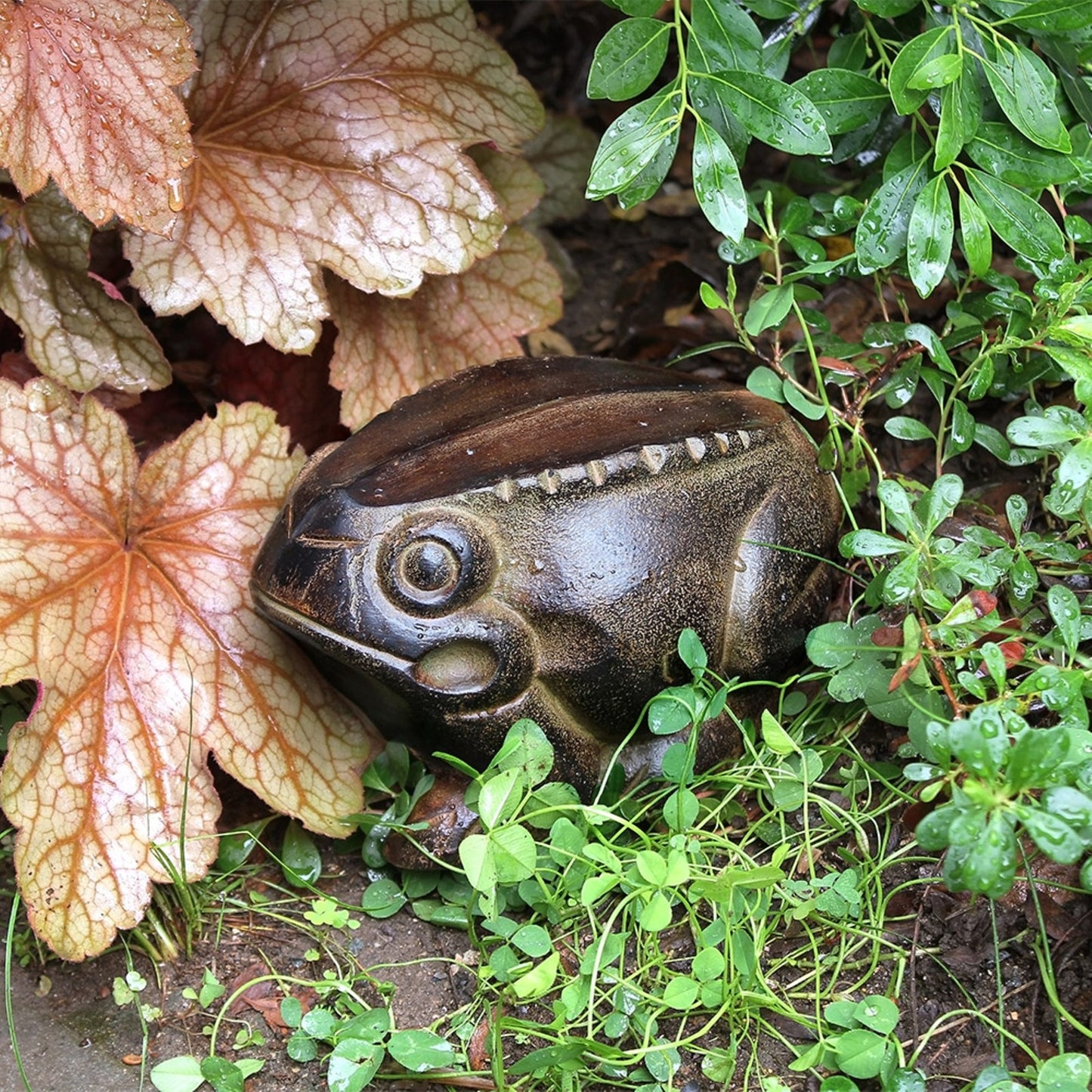 ACHLA Frog Garden Ornament | Cast Aluminum Earth Tone Finish | Patio & Lawn Accent | 4.5 x 7.5 x 4.5 in | Model FRG-01