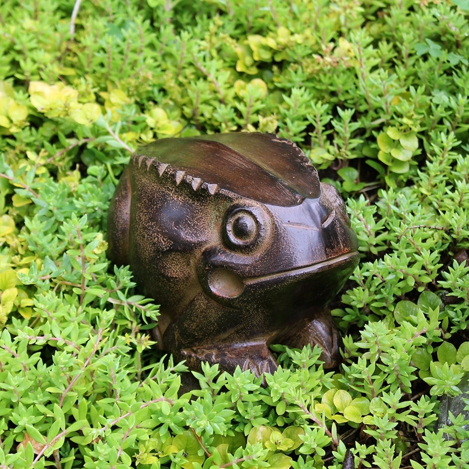 ACHLA Frog Garden Ornament | Cast Aluminum Earth Tone Finish | Patio & Lawn Accent | 4.5 x 7.5 x 4.5 in | Model FRG-01
