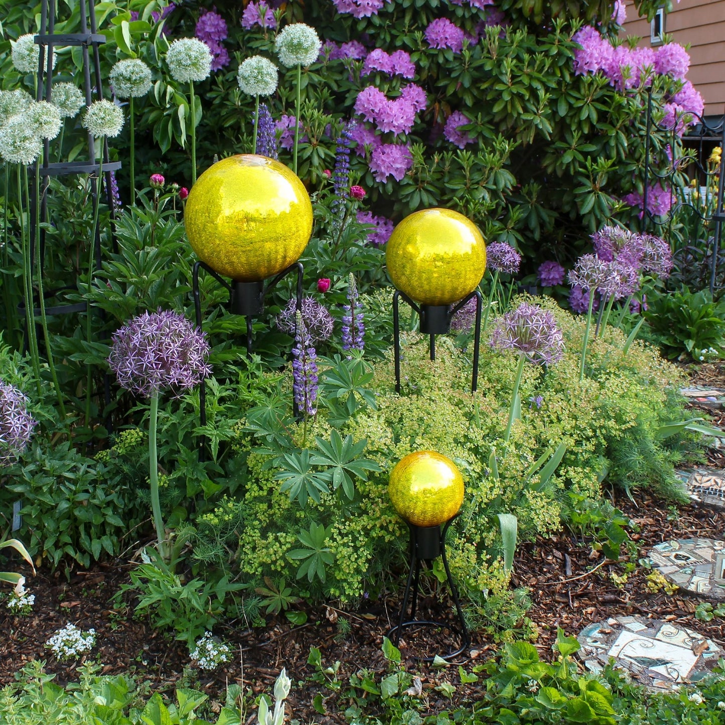 ACHLA Gazing Globe 12in Lemon Drop Crackle | Hand-Blown Glass Garden Sphere | Patio & Yard Accent | 10 x 10 x 12 in | Model G12-Y-C