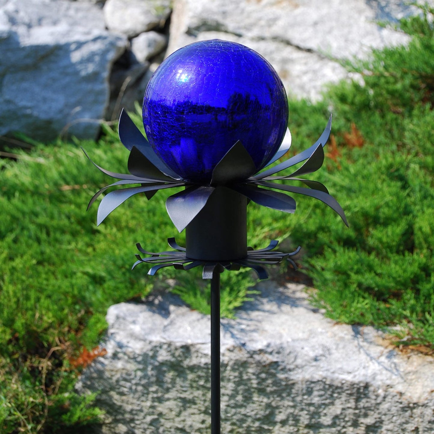 ACHLA Petals Gazing Globe Stand | Wrought Iron Black Powder Coat | Garden & Flowerbed Decor | 12 x 12 x 43 in | Model GBS-13