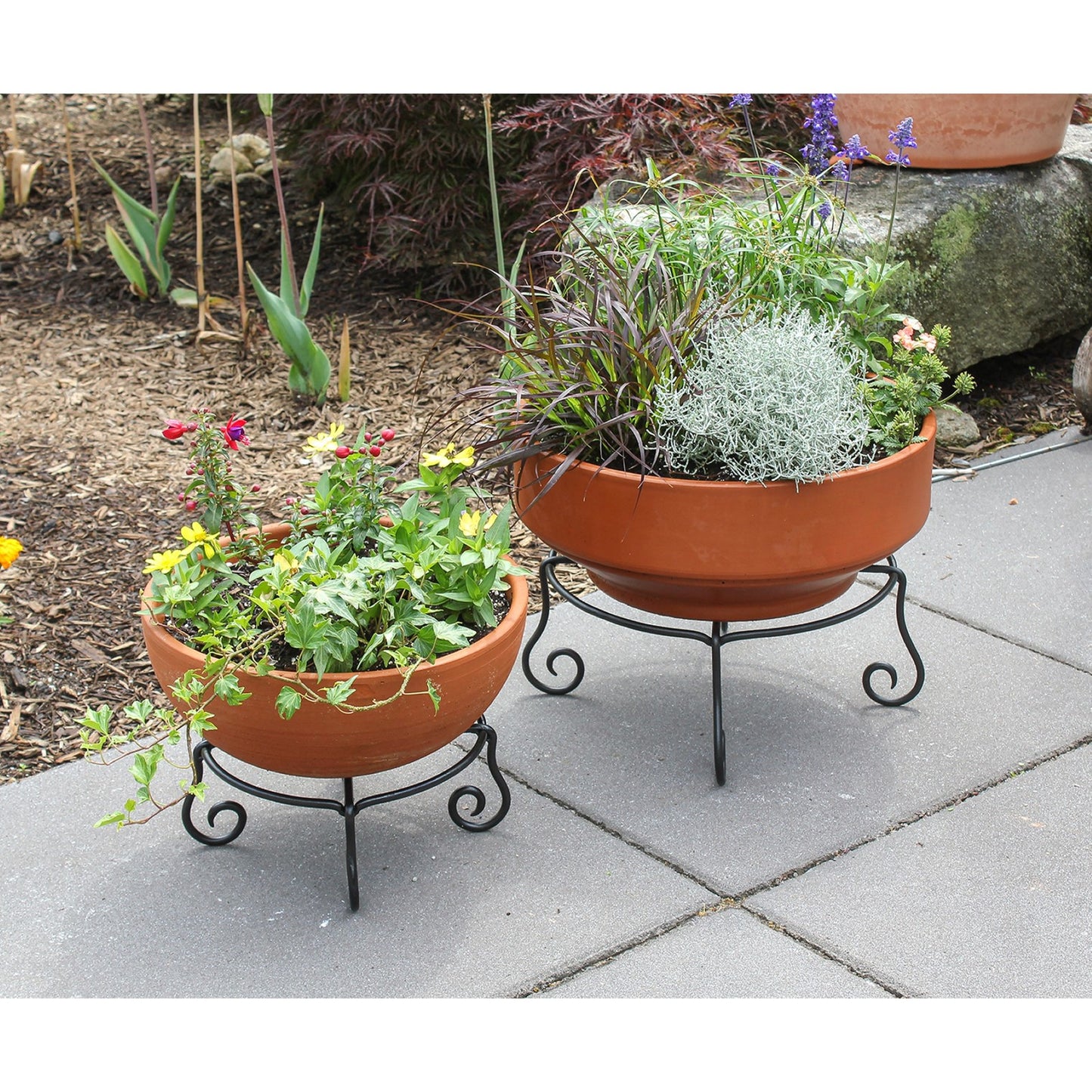 ACHLA Piazza 17in Plant Stand | Black Wrought Iron | Indoor & Outdoor Patio Decor | 17 x 17 x 6 in | Model GBS-24