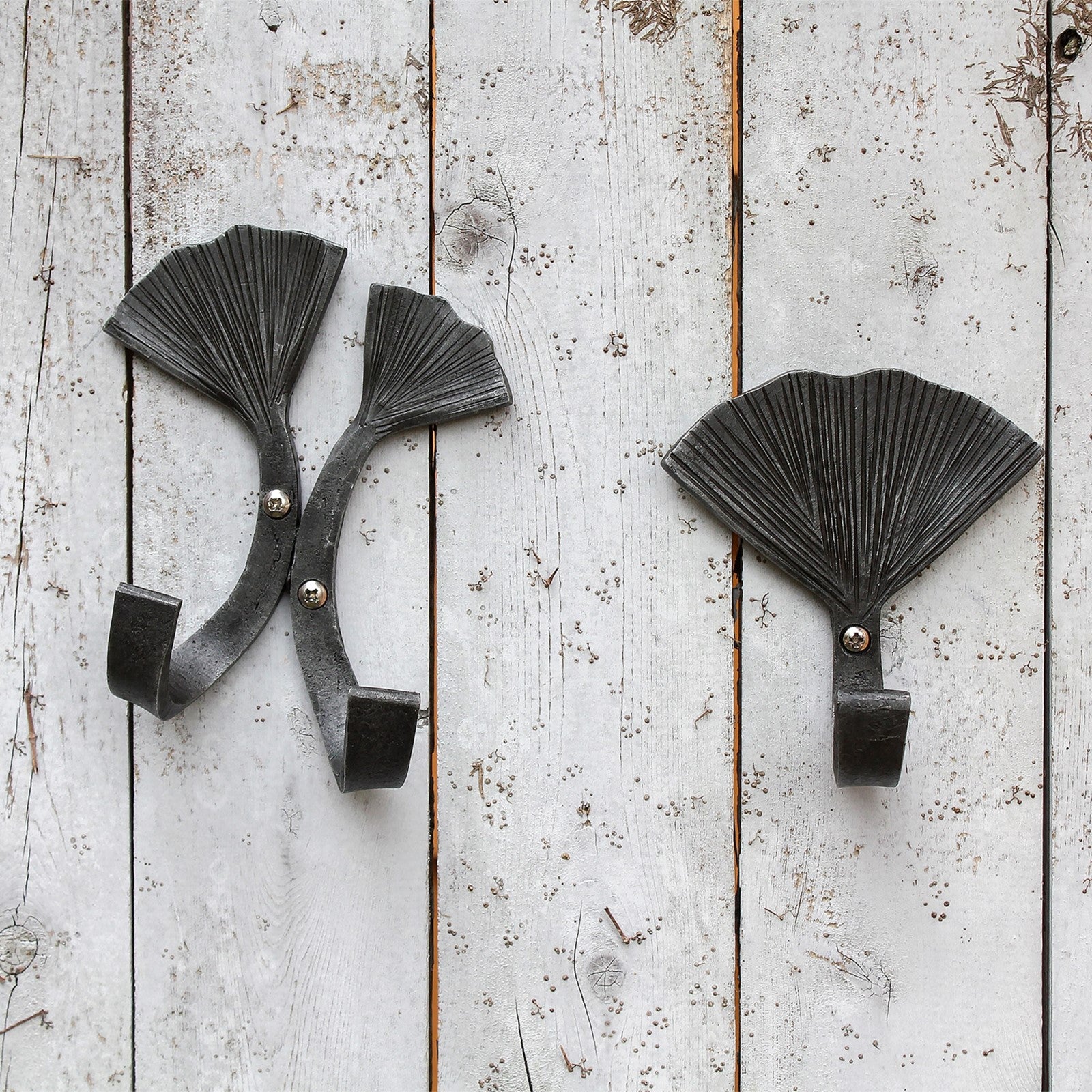 ACHLA Double Ginkgo Leaf Hook | Wrought Iron Black Powdercoat | Entryway & Mudroom Coat & Towel Organizer | 6.5 x 4.5 x 2.75 in | Model SSH-21