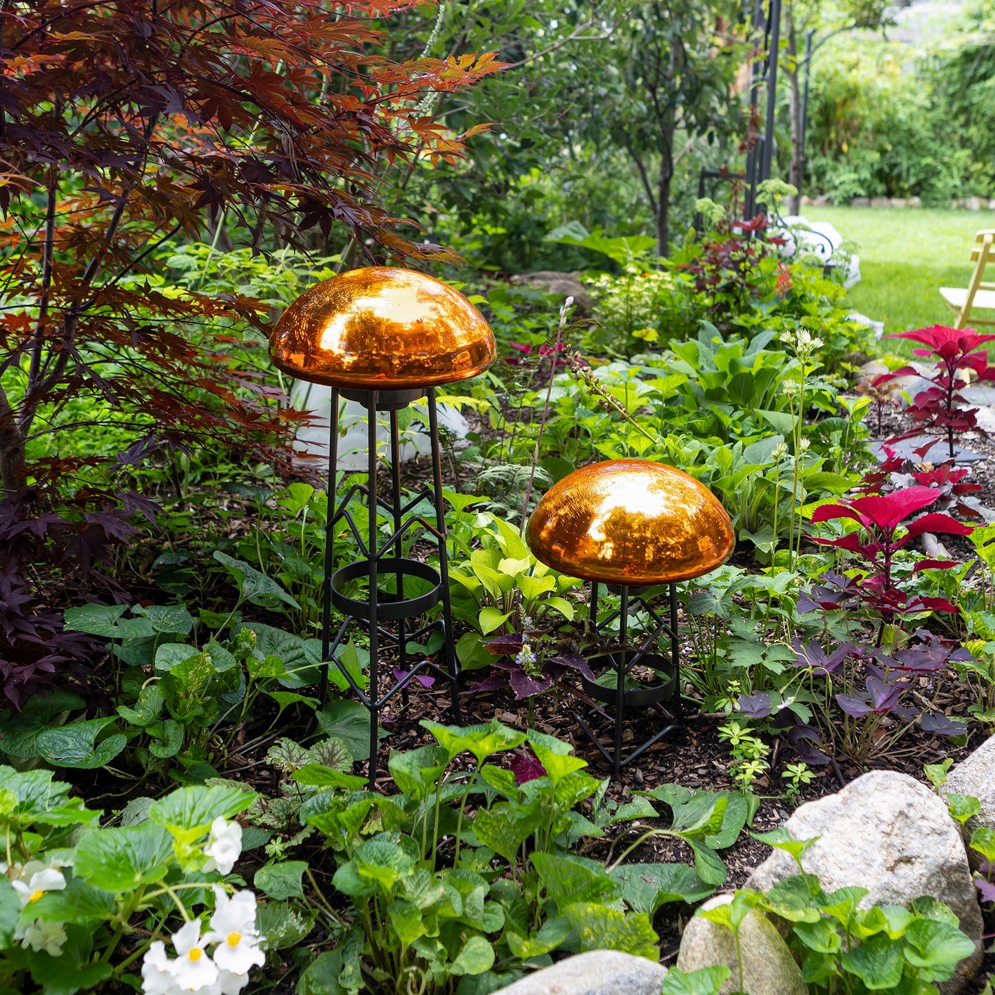 ACHLA Toad Stool | Mandarin Crackle Glass Garden Ornament | Patio & Garden Accent | 9 x 9 x 5.5 in | Model TS-M-C