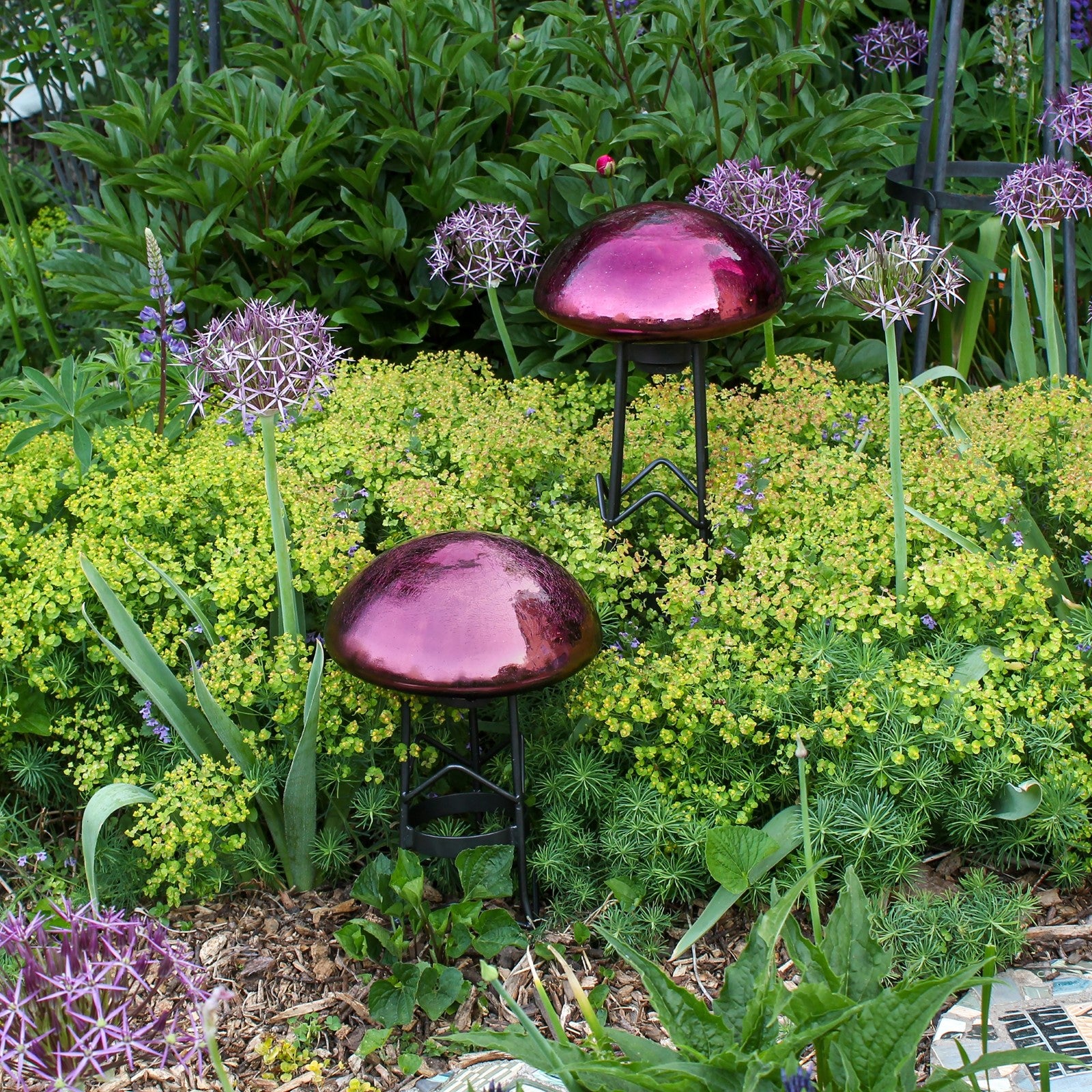 ACHLA Crackled Plum Garden Toadstool | Hand-Blown Glass Outdoor Ornament | Patio & Garden Decor | 9 x 9 x 5.5 in | Model TS-PL-C