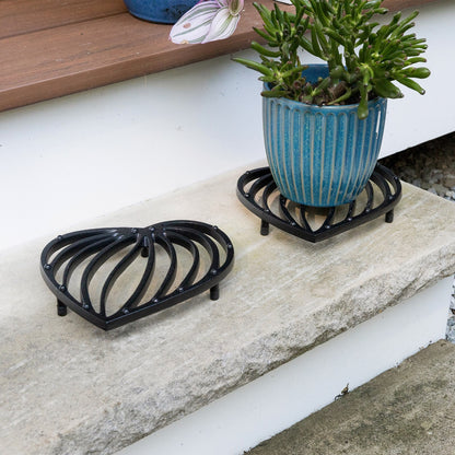 ACHLA Leaf Wrought Iron Trivet Set of 2 | Black Powdercoat Cast Iron | Indoor & Outdoor Plant Stand | 8 x 7 x 1 in | Model TWI-05-2