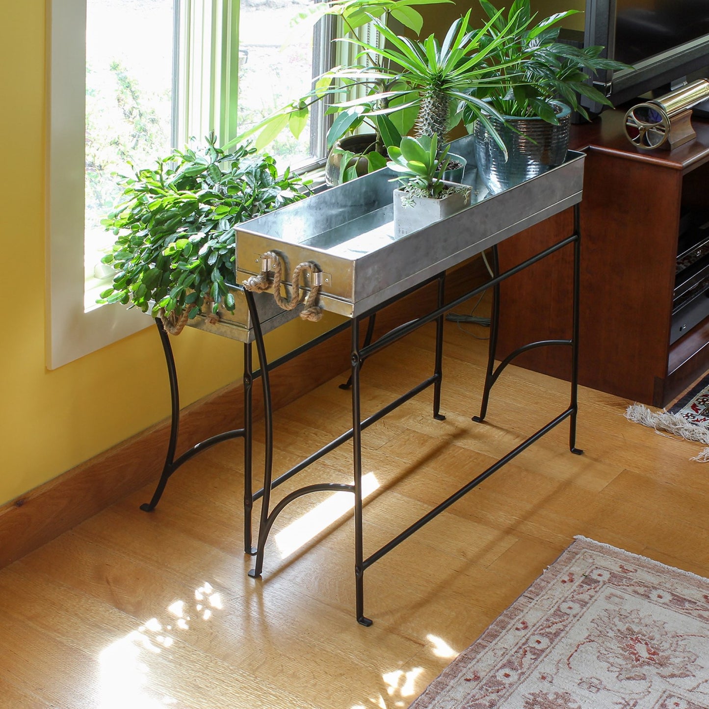 ACHLA Trestle Plant Stand