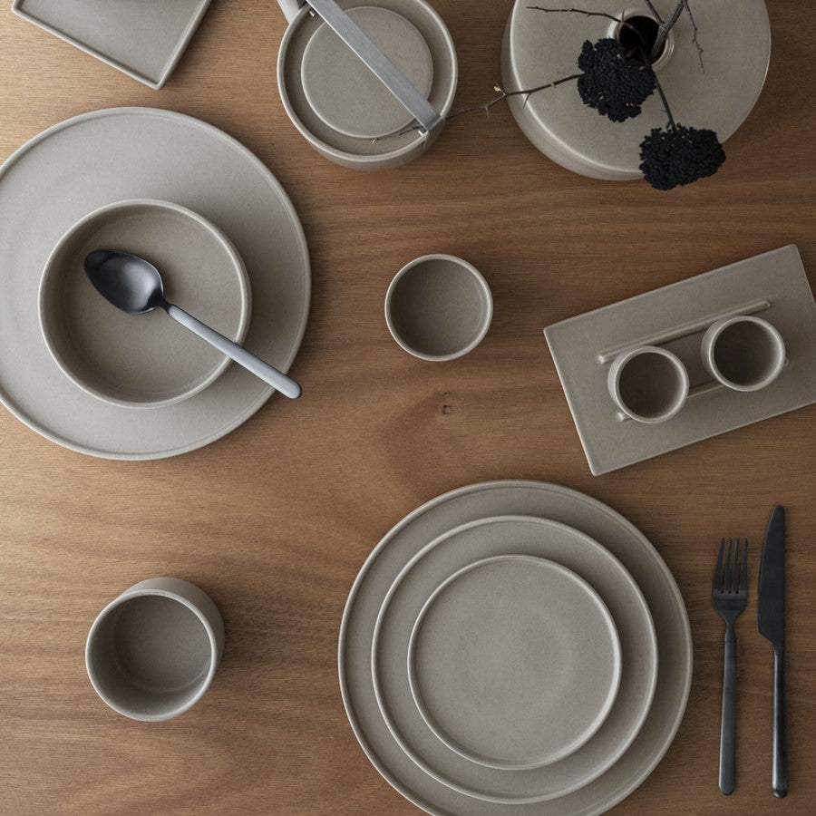 Blomus Makotostoneware Tray/Saucer, Elephant Skin (Grey)