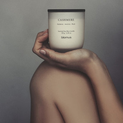 Blomus Tuoksu Scented Candle/Large, Graphite (Grapefruit/Fig/Tonka)