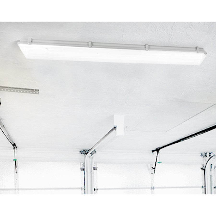 Canarm 48in 60W LED Vapor Tight Flush Mount | White PC Body | Garage & Utility | 47.87 x 3.12 x 4.62 in | Model LP848230-DB5K