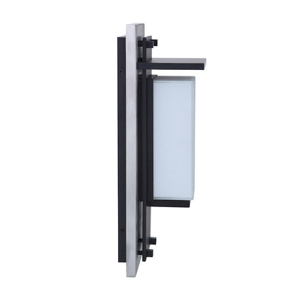 Outdoor Wall Lantern