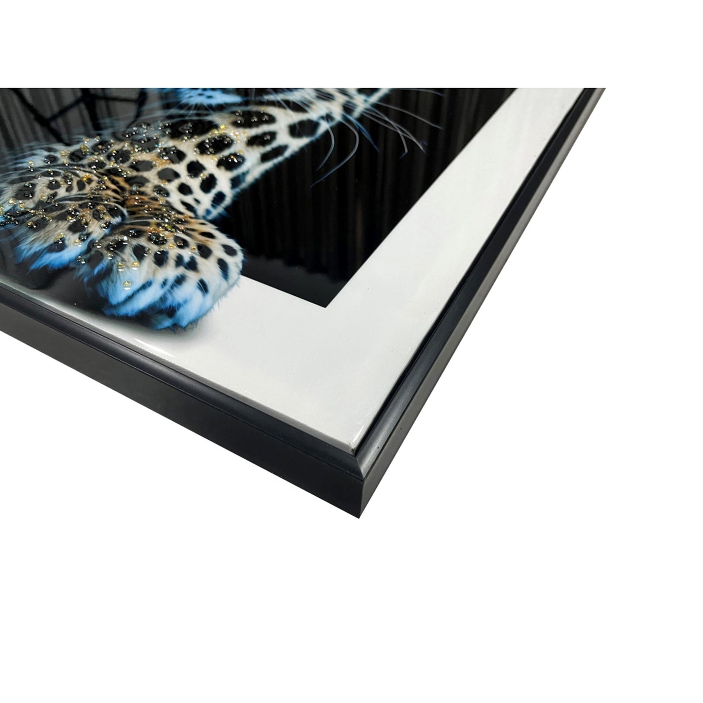 Classy Living Untamed Midnight Stalker II 32"x24", Black/White/Tan/Ivory