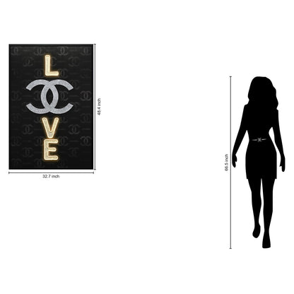 Classy Living Dramatic Noir Love 48"x33", Black/Silver/Gold