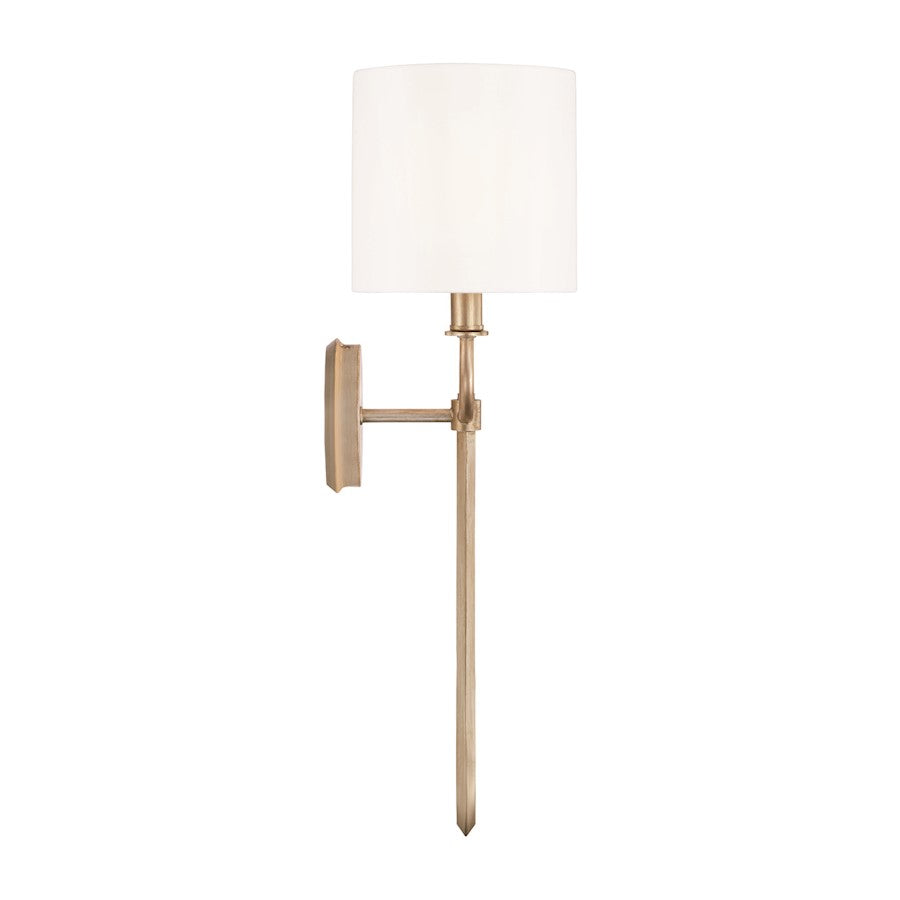 Claire Chandelier, Gold