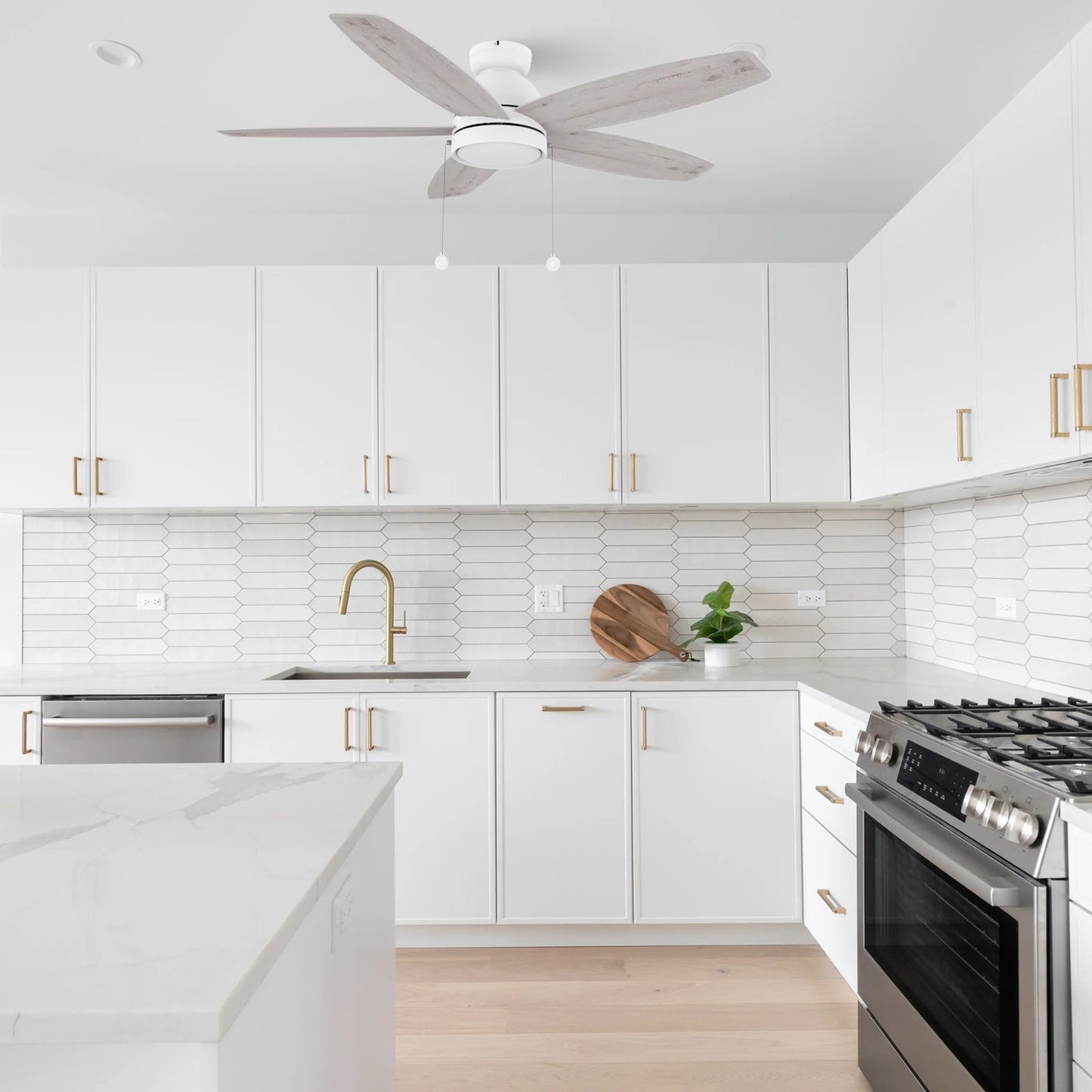 Carro Greenwood 48in 5-Blade Flush Ceiling Fan | Modern White Plywood Blades and Integrated 3500K LED | Living Room & Bedroom | Model CFP485Q5-L11-WP-1-FM