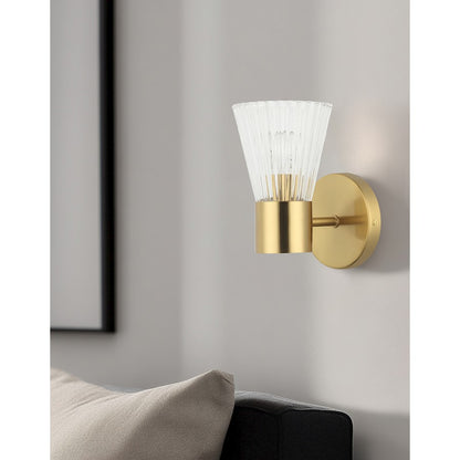 Dainolite Vienna 1-Light Wall Sconce | Transitional Aged Brass and Clear Ribbed Glass | Bathroom & Powder Room Accent | Model VIE-91W-AGB