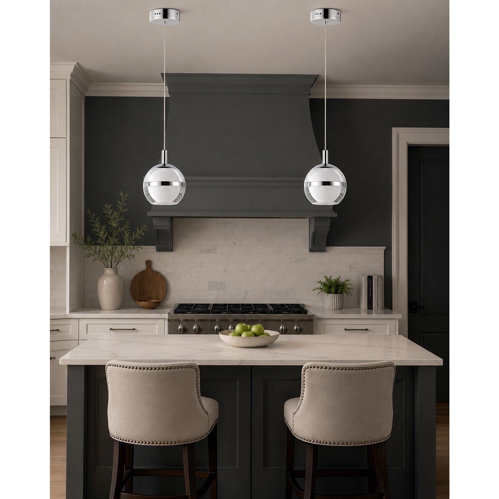 ET2 Lighting Swank 4.5in 1-Light Pendant | Modern Polished Chrome and Clear Acrylic | Kitchen Island & Dining Room | Model E24591-93PC