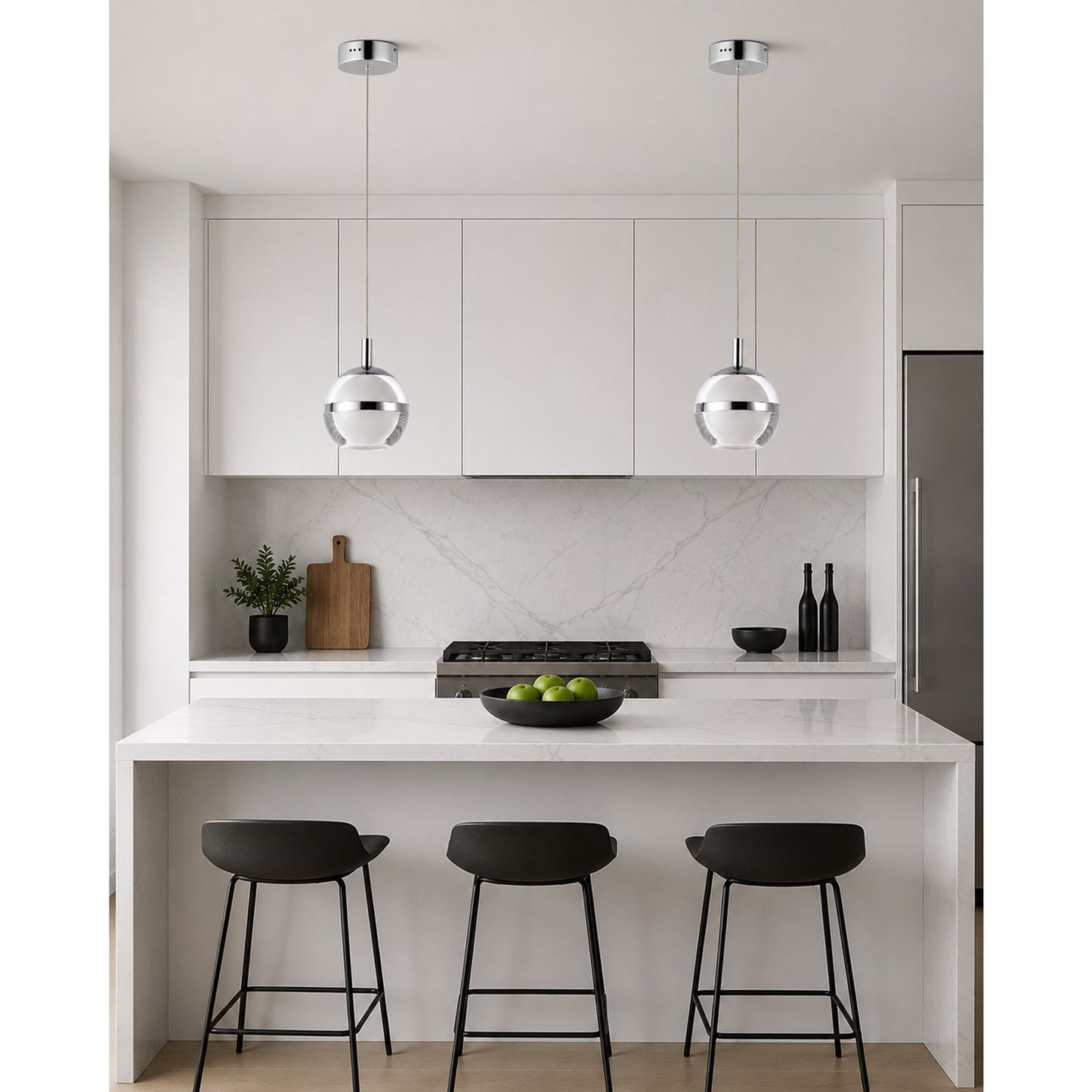 ET2 Lighting Swank 4.5in 1-Light Pendant | Modern Polished Chrome and Clear Acrylic | Kitchen Island & Dining Room | Model E24591-93PC