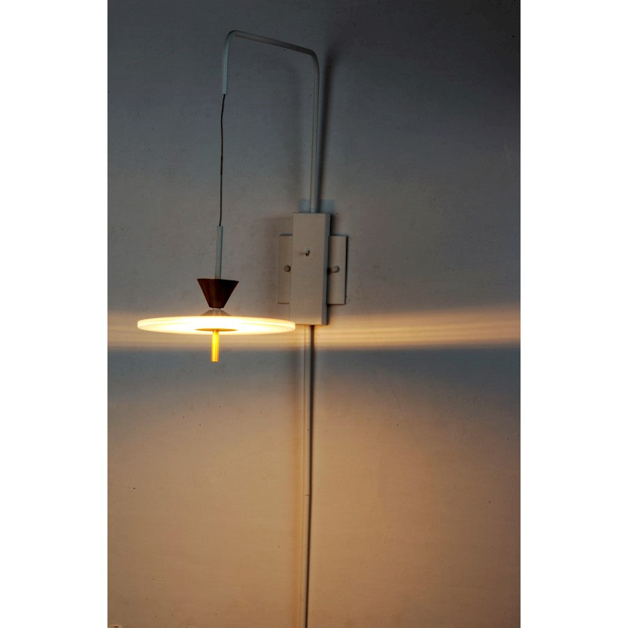 1 Light Pin-Up Wall Sconce