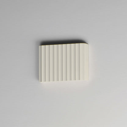 ET2 Lighting Delphi 1 Light 9" LED Wall Sconce, Chaulk White
