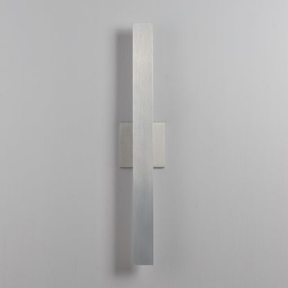 ET2 Lighting Alumilux 2Lt 5CCT 24" LED Outdoor Sconce, Aluminum