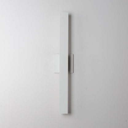 ET2 Lighting Alumilux 2Lt 5CCT 24" LED Outdoor Sconce, White