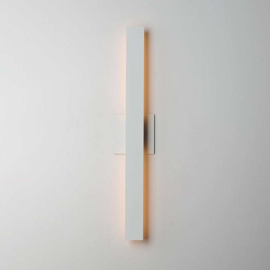 ET2 Lighting Alumilux 2Lt 5CCT 24" LED Outdoor Sconce, White