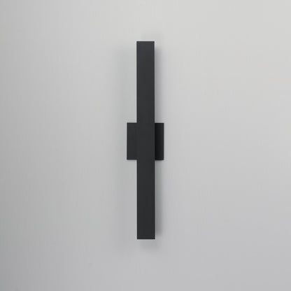 ET2 Lighting Alumilux SideLine 2Lt 24" LED Outdoor Sconce, Black
